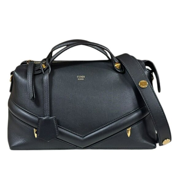 FENDI Black Leather Shoulder Bag - Picture 1 of 16